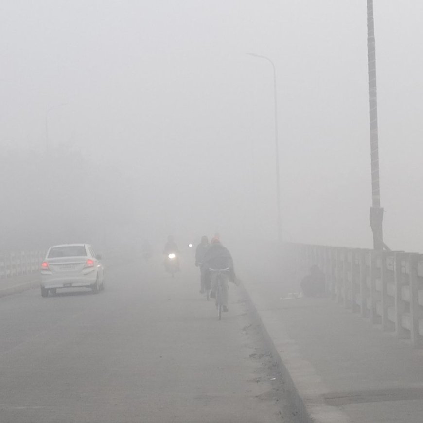 उन्नाव भीषण ठंड:घने कोहरे ने बढ़ाई परेशानी, ठिठुरे लोग; न्यूनतम तापमान 8 डिग्री सेल्सियस
