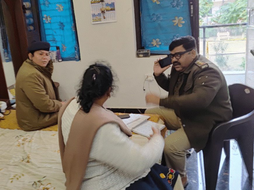 मेरठ में टीचर की पत्नी को बंधक बनाकर लूटा:घर में घुसे तीन-चार बदमाश, तमंचा दिखाकर बोले-शोर मचाया तो गोली मार दूंगा