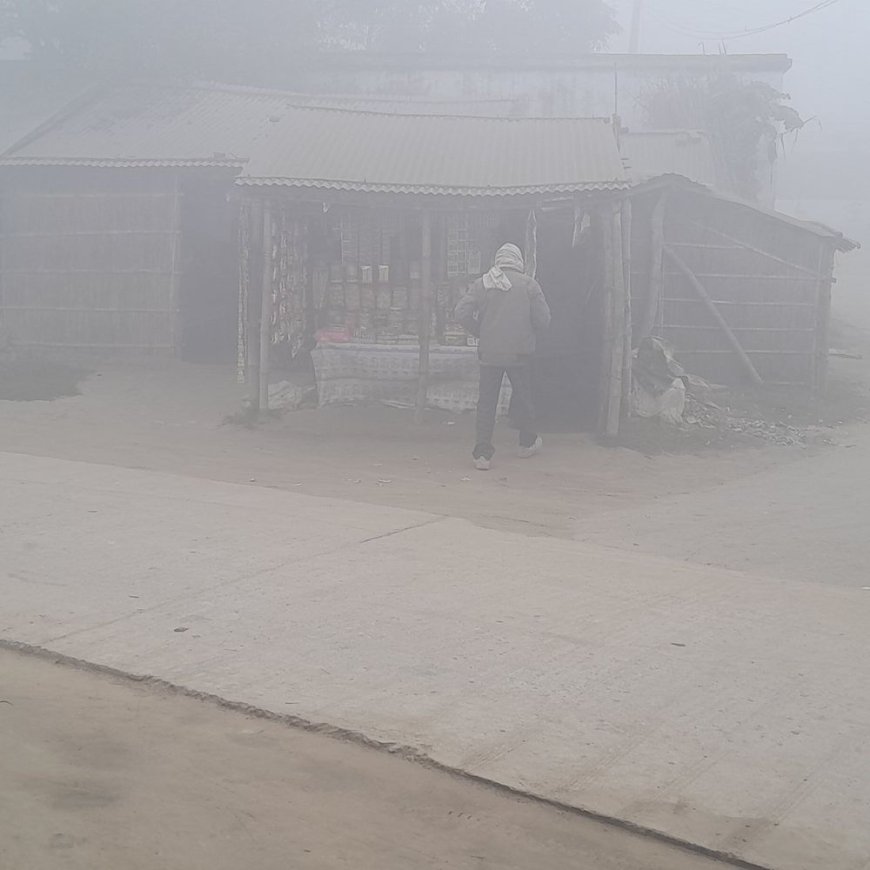 कुशीनगर में कड़ाके की ठंड, तापमान में भारी गिरावट:अधिकतम तापमान 16 डिग्री तक गिरा, शनिवार-रविवार को बूंदाबांदी की संभावना