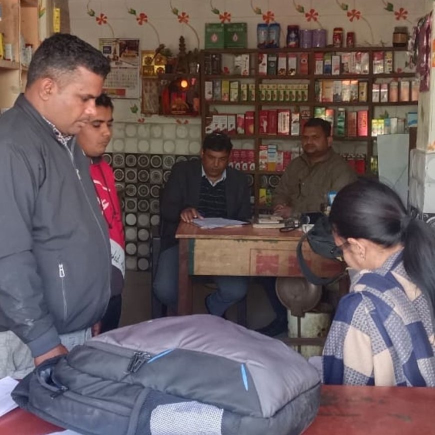 बरेली में अवैध मेडिकल स्टोर पर कार्रवाई:50,000 की दवाएं सीज, संचालक के खिलाफ लिया जाएगा लीगल एक्शन
