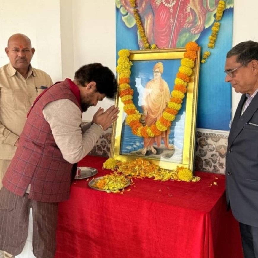 स्वामी विवेकानंद की जयंती पर गाजीपुर में हुए कई कार्यक्रम:पवहारी बाबा के आश्रम में ज्ञान प्राप्त करने आए थे, हिंदूत्व का किया था विस्तार