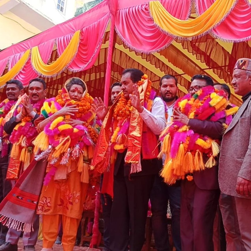 कुल्लू में कांग्रेस नेता बुद्धिसिंह का स्वागत:मिल्कफेड के नए चेयरमैन नियुक्त, सीएम सुक्खू के करीबी, 17 साल तक रहे जिलाध्यक्ष