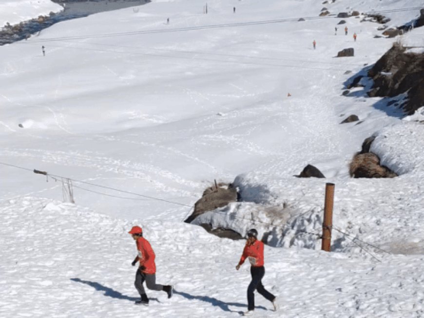 लाहौल में हुई दुनिया की सबसे ऊंची स्नो मैराथन:250 लोगों ने किया पार्टिसिपेट, सेना और पैरा मिलिट्री फोर्स के जवान भी शामिल