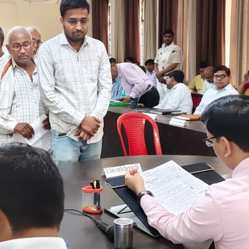 सिकंदरपुर तहसील में सम्पूर्ण समाधान दिवस:174 शिकायतों में से 7 का मौके पर निस्तारण, डीएम-एसपी ने दिए त्वरित कार्रवाई के निर्देश