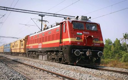 यात्रियों को बड़ी राहत: लालकुआं से कोलकाता के बीच चलेंगी अतिरिक्त ट्रेनें