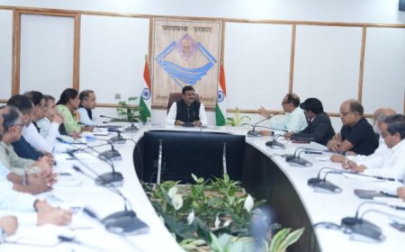मुख्य सचिव की अध्यक्षता में व्यय समिति की बैठक - विकास कार्यों को मिली मंजूरी
