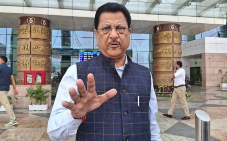 उत्तराखंड पंचायत चुनाव: हाईकोर्ट के आदेश के बाद चुनाव आयोग की किरकिरी, कांग्रेस ने आयुक्त की बर्खास्तगी की मांग की