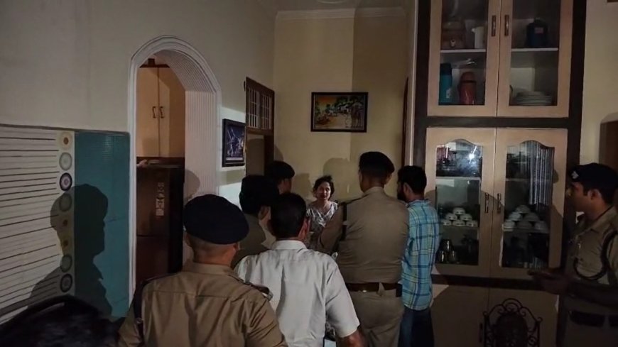 हरिद्वार की पॉश कॉलोनी में दिनदहाड़े सनसनीखेज लूट, कारोबारी की बेटी को बनाया बंधक