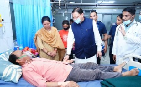 सीएम धामी ने अस्पताल में भर्ती पत्रकार मोहन भुलानी का हालचाल लिया - स्वास्थ्य पर जताई चिंता