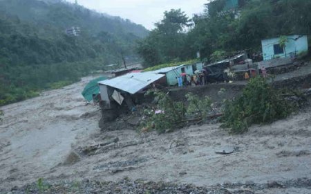 देहरादून में मूसलधार बारिश का कहर: 13 की जान, 16 लापता