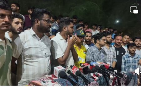 उत्तराखंड बेरोजगार संघ का आंदोलन: पेपर लीक कांड का खुलासा, किसको हो रही है दिक्कत?