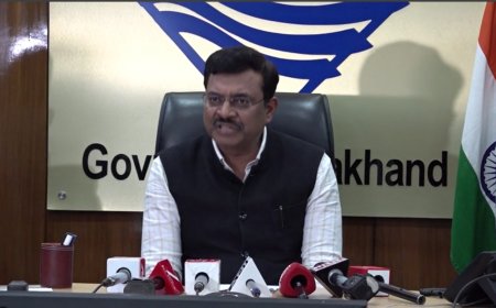 उत्तराखंड में पेपर लीक प्रकरण की जांच के लिए बनाई जाएगी SIT, रिटायर्ड जज की निगरानी में