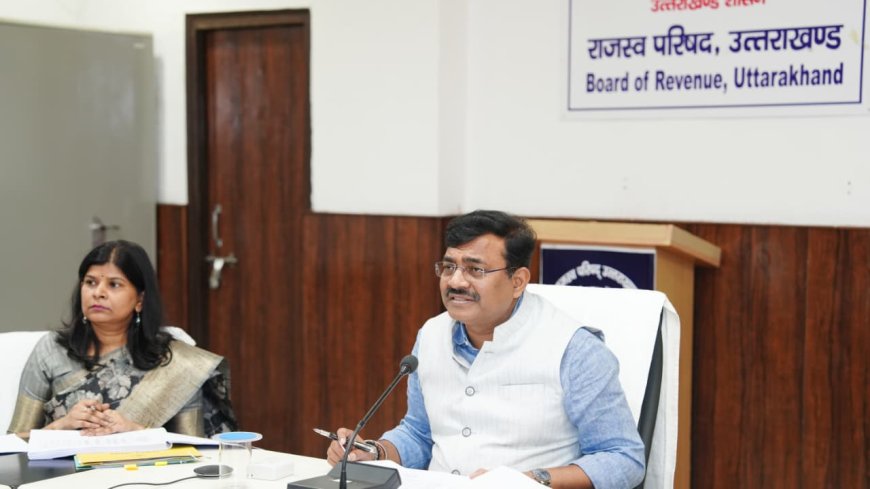 मुख्य सचिव आनंद बर्द्धन ने राजस्व वादों के निस्तारण को लेकर दिए सख्त निर्देश