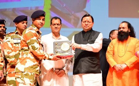 उत्तराखंड: आपदा राहत में योगदान देने वाले वीरों को किया गया सम्मानित, सीएम धामी का बयान