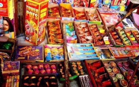 देहरादून में पटाखों की बिक्री पर गाइडलाइन: क्या खुले में बिकेंगे या नहीं?