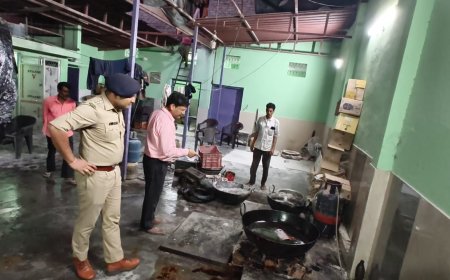 बड़ी खबर-(रामनगर)  दीपावली से पहले खाद्य सुरक्षा की सख्ती, बताशा कारखाने में एसडीएम, CO की छापेमारी