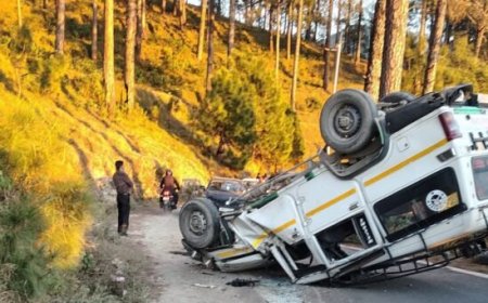 उत्तरकाशी: बड़कोट के पास डंडालगांव में बोलेरो पिकअप पलटी, चार घायल