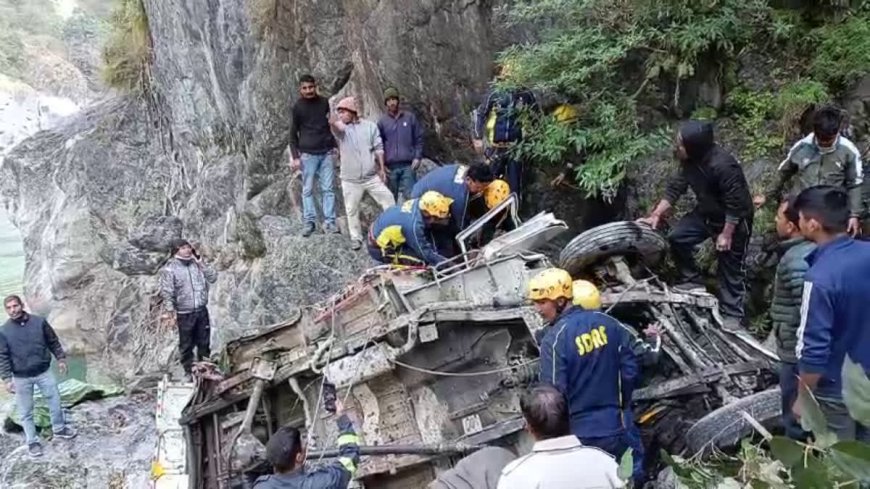 विकासनगर-जुड्डो मार्ग पर वाहन दुर्घटना, एक युवक की मौत दूसरा गंभीर रूप से घायल