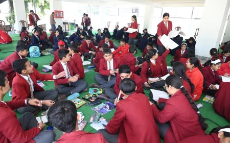 दून इंटरनेशनल स्कूल में ऊर्जा संरक्षण पर पोस्टर मेकिंग प्रतियोगिता आयोजित, छात्रों को मिले आकर्षक पुरस्कार