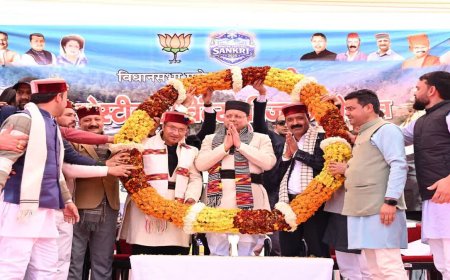 उत्तरकाशी पहुंचें मुख्यमंत्री पुष्कर सिंह धामी, सांकरी विंटर फेस्टिवल का किया शुभारंभ