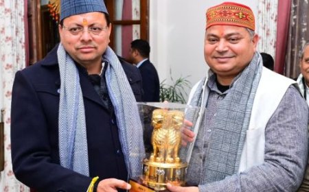 मुख्यमंत्री पुष्कर सिंह धामी से केंद्रीय राज्य मंत्री राज भूषण चौधरी ने की शिष्टाचार भेंट