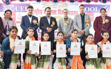 हल्द्वानी में 16वें राष्ट्रीय मतदाता दिवस का आयोजन: छात्रों ने लोकतंत्र का दिया अनूठा संदेश