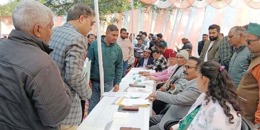 जन-जन की सरकार’ शिविर: 500 लोगों ने पाए सरकारी योजनाओं का सीधा लाभ