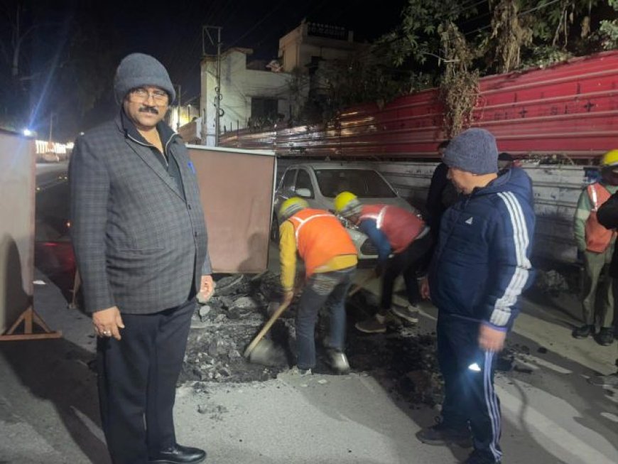 पी. सी. ध्यानी ने रात्रि 8:45 बजे बिजली घर निर्माण स्थल का किया औचक निरीक्षण