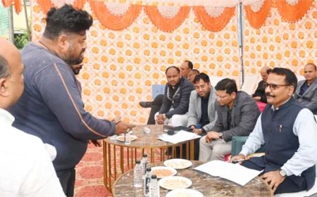 प्रशासन का सख्त संदेश: किराया नहीं बढ़ेगा, समस्याओं का त्वरित समाधान