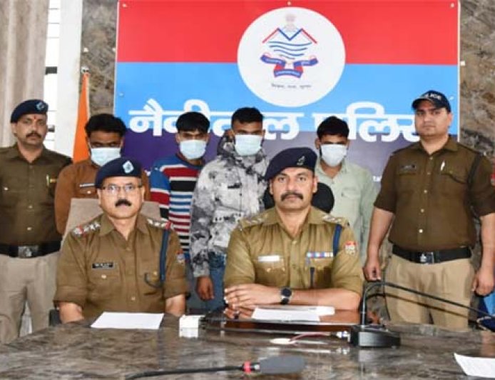 हल्द्वानी में बैटरी चोर गिरोह का पर्दाफाश, अग्निवीर परीक्षा पास युवक भी गिरफ्तार