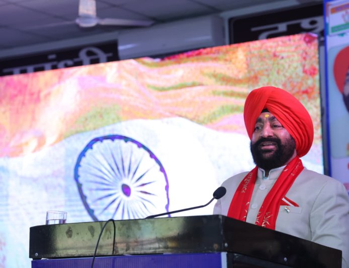 नई दिल्ली में राज्यपाल गुरमीत सिंह ने सैनिक अधिवेशन को किया संबोधित