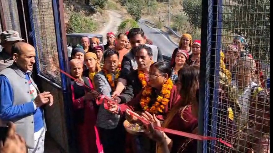 चकराता के फेडिज गांव में ग्राम दुकान का उद्घाटन, महिलाओं की आजीविका को मिली नई दिशा