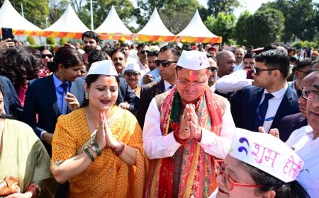 उत्तराखंड: राजभवन एवं मुख्यमंत्री निवास में होली समारोह