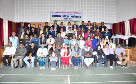 इंडोर खेलों के फाइनल और पुरस्कार वितरण के साथ वार्षिक क्रीड़ा प्रतियोगिताएं संपन्न