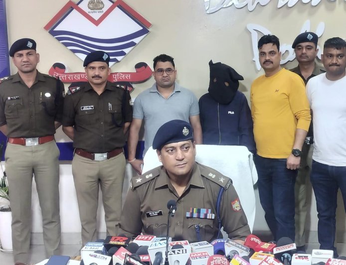 देहरादून में कट्टे में मिली महिला की लाश मामले का हुआ खुलासा, पति ने ही उतारा था मौत के घाट