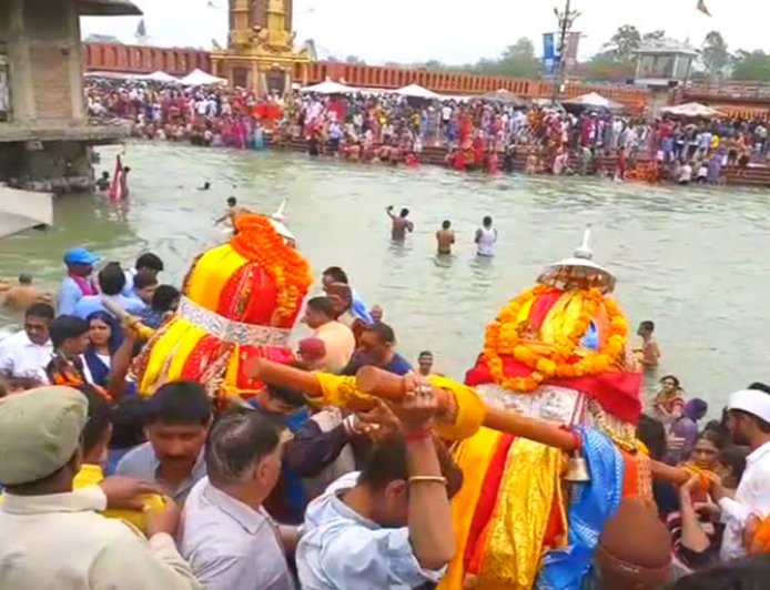 कुंभ मेला–2027 में देव डोलियों की दिखेगी भव्य शोभायात्रा, गंगा स्नान की तैयारियां हुई शुरू