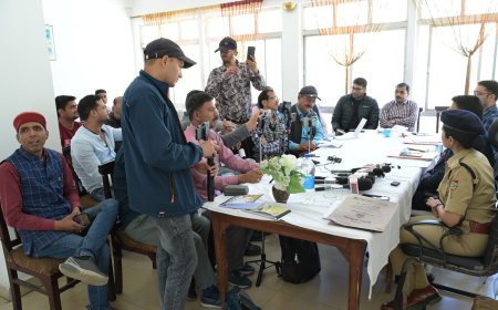 केदारनाथ यात्रा 2026 के लिए अंतिम तैयारी, जिलाधिकारी ने किया निरीक्षण