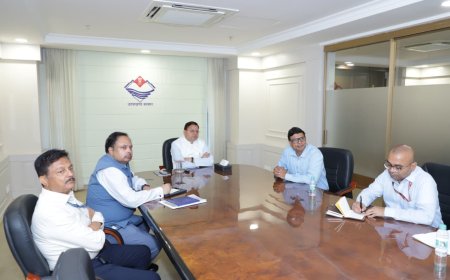 सीमावर्ती क्षेत्रों में व्यापार को बढ़ाने के लिए सीएम धामी की महत्वपूर्ण बैठक, लैंड पोर्ट परियोजना की प्रगति पर चर्चा