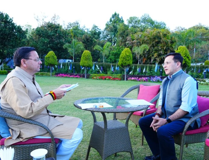 उत्तराखंड पुलिस को मिली “राष्ट्रपति पुलिस कलर”, सीएम धामी ने की प्रशंसा और बधाई