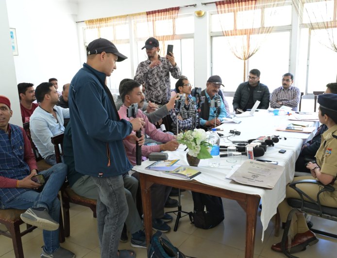 केदारनाथ यात्रा 2026 के लिए अंतिम तैयारी, जिलाधिकारी ने किया निरीक्षण