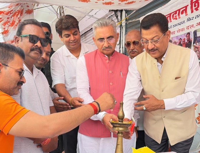 युवा सेवा दल का रक्तदान शिविर: धस्माना ने दी शुभारंभ की नई दिशा