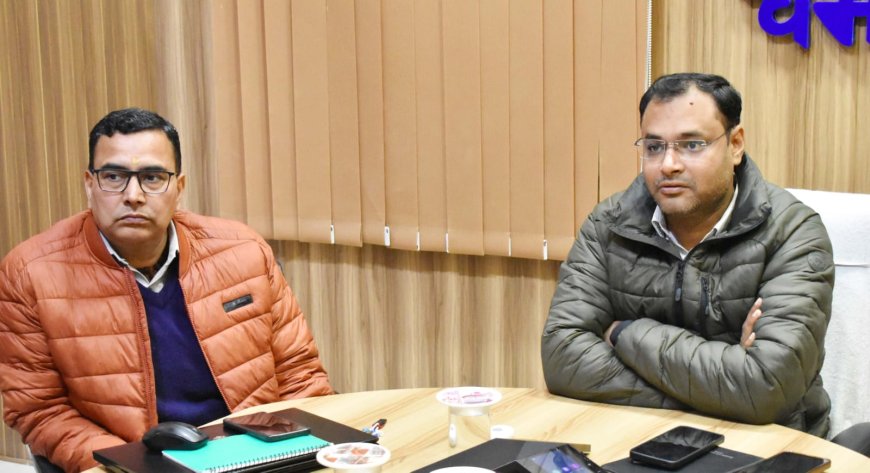 चमोली में जिलाधिकारी गौरव कुमार की अध्यक्षता में प्लास्टिक मुक्त बद्रीनाथ धाम के लिए समीक्षा बैठक आयोजित