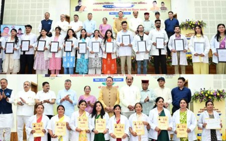 सीएम धामी ने 307 नव नियुक्त अभ्यर्थियों को सौंपे नियुक्ति पत्र, 32 हजार सरकारी नौकरियाँ युवाओं के लिए उपलब्ध