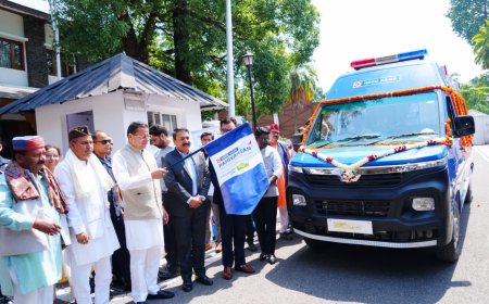 सीएम धामी ने एचडीएफसी बैंक की CSR पहल के अंतर्गत 4 अत्याधुनिक एम्बुलेंस को ध्वजांकित किया