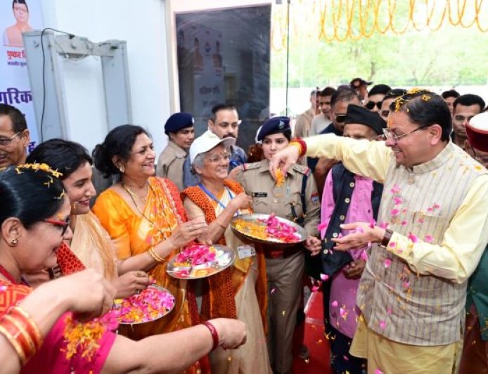 मुख्यमंत्री पुष्कर सिंह धामी का वरिष्ठ नागरिक सम्मान एवं खेल समारोह में अभूतपूर्व योगदान