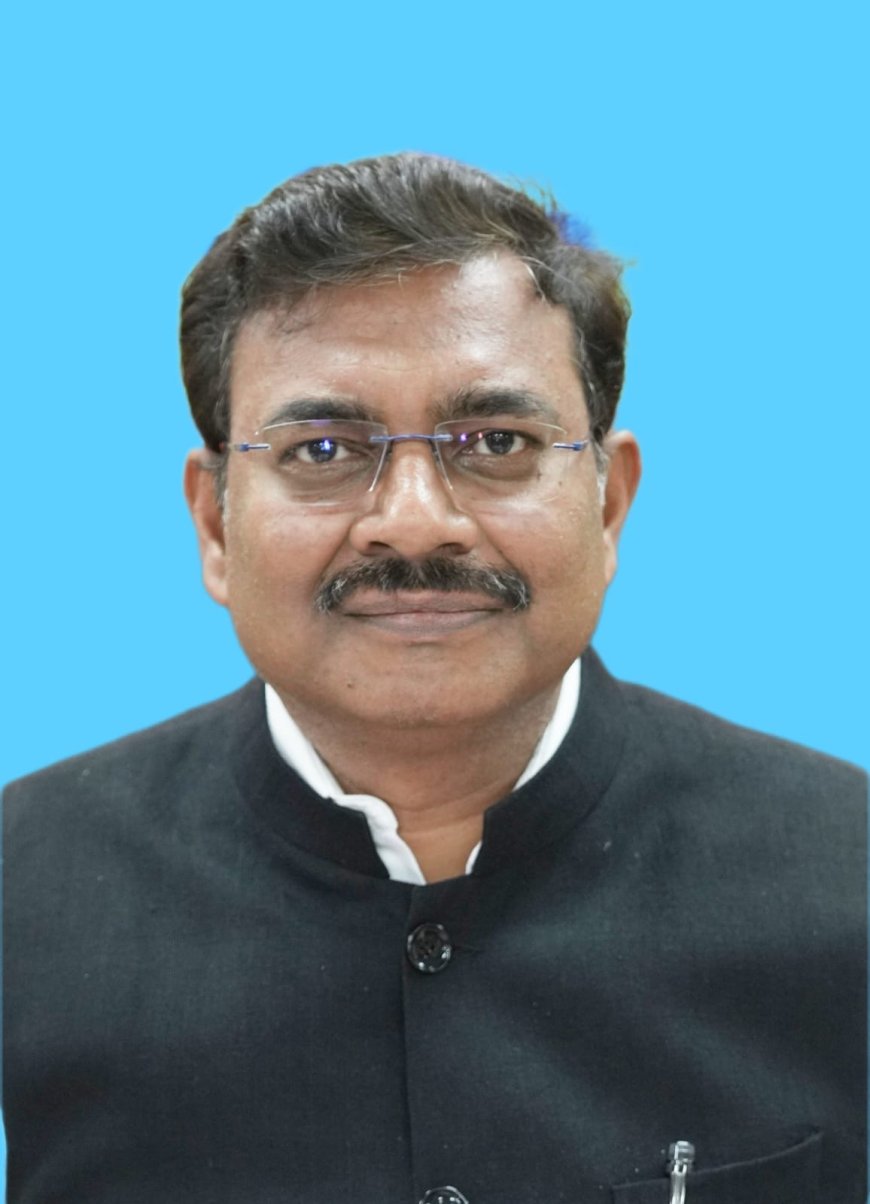 मुख्य सचिव आनंद बर्द्धन ने परियोजनाओं की समयबद्ध पूर्णता व 5 वर्षीय मूल्यांकन के निर्देश जारी किए