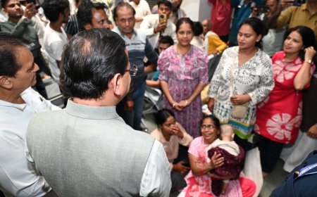 मुख्यमंत्री धामी ने ऋषिकेश के ट्रांजिट कैंप का औचक दौरा, चारधाम यात्रा व्यवस्थाओं की समीक्षा की