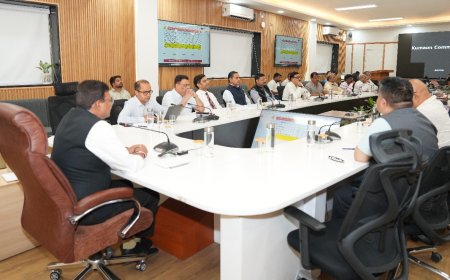 टीबी मुक्त भारत अभियान में लापरवाही पर मुख्य सचिव आनंद बर्द्धन का कड़ा रुख: जिलाधिकारियों को ‘प्रतिकूल प्रविष्टि’ देने के निर्देश