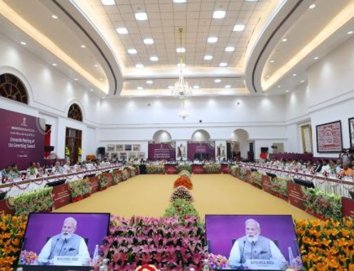 उत्तराखंड के विकास का नई दिशा: नीति आयोग की बैठक में मुख्यमंत्री धामी का रोडमैप
