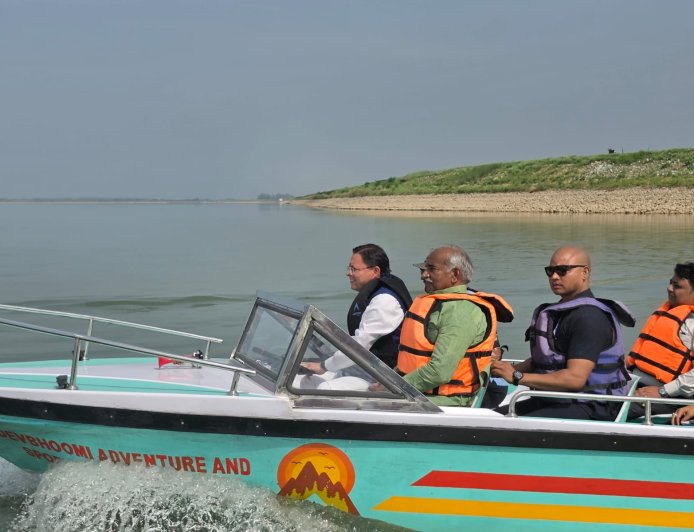 सीएम धामी ने गदरपुर में अंतर्राष्ट्रीय क्याकिंग और कैनोइंग प्रतियोगिता की तैयारियों का लिया जायजा